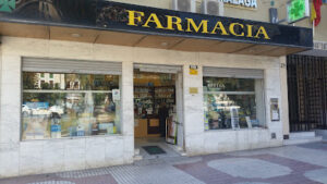 FARMACIA Y ÓPTICA L Y M LÓPEZ DE VINUESA