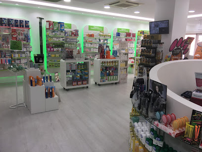 Lcdo. Javier Barrionuevo del Moral. Farmacia Barrio de Salud Alto